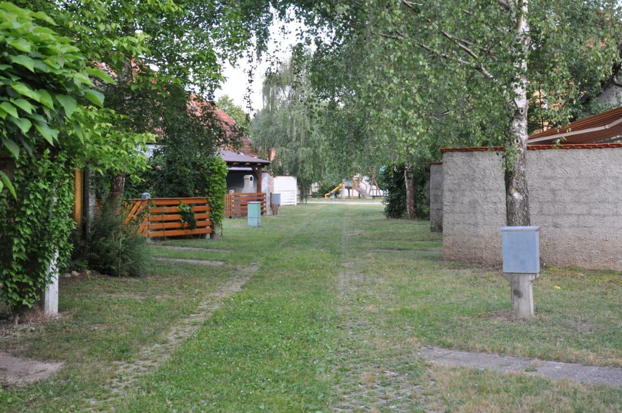 Вилла Apartma Marija Hiska 79 Чатеж-об-Сави Экстерьер фото